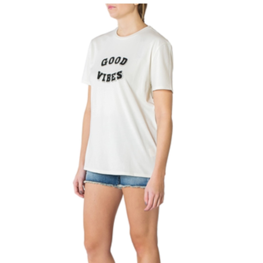 Good Vibes Tee - Picture 2 of 3